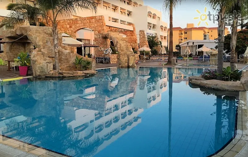 Фото отеля Melini Hotel Suites 3* Протарас Кипр экстерьер и бассейны