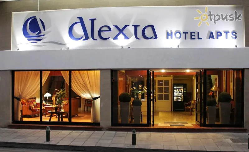 Фото отеля Alexia Hotel Apartments 3* Larnaka Kipra ārpuse un baseini