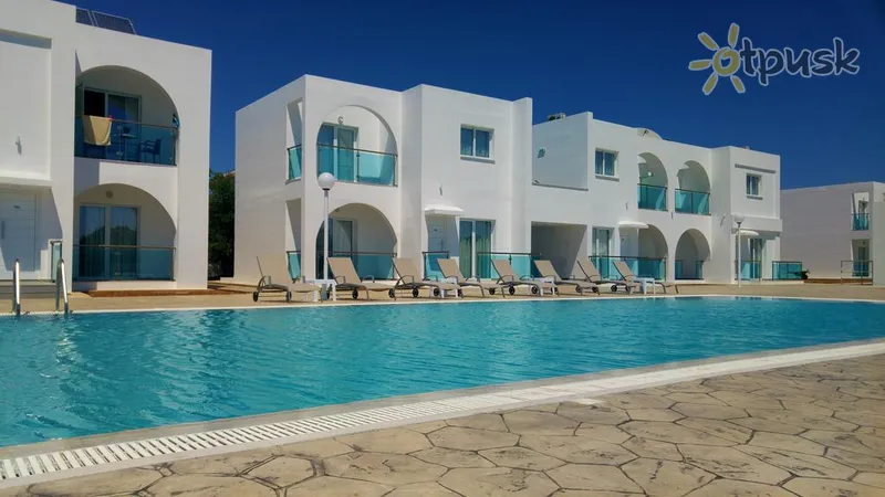 Фото отеля Kaos Hotel Apartments 2* Айя Напа Кипр экстерьер и бассейны