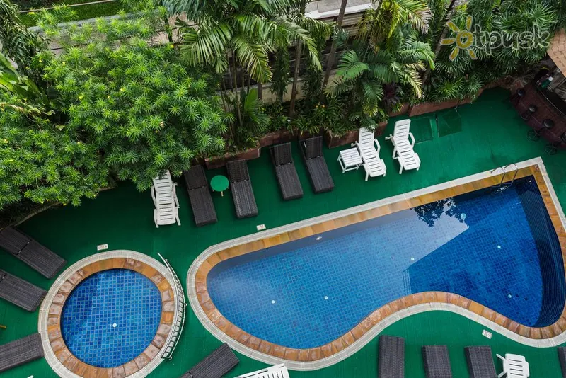 Фото отеля Inn Patong Hotel Phuket 3* о. Пхукет Таїланд екстер'єр та басейни