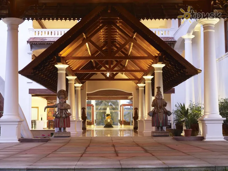Фото отеля The Raviz Resort & Spa Ashtamudi 5* Керала Индия экстерьер и бассейны