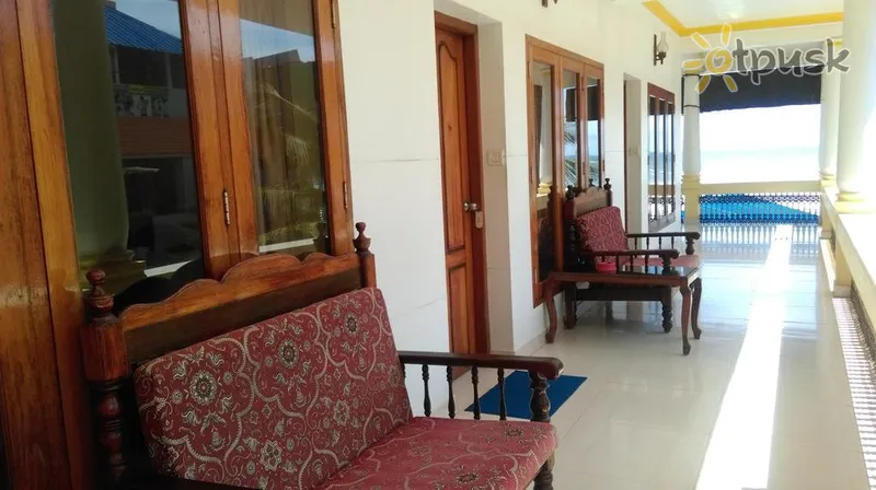 Фото отеля Beach Florra Inn Hotel 2* Šiaurės Goa Indija išorė ir baseinai