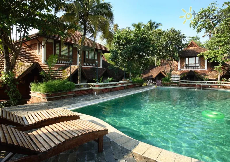 Фото отеля Punnamada Resort 4* Керала Индия экстерьер и бассейны