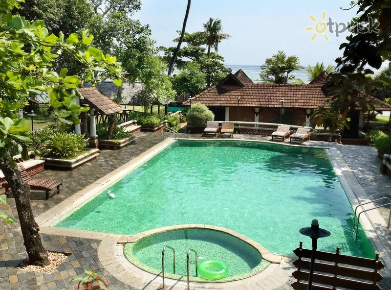 Фото отеля Punnamada Resort 4* Керала Индия экстерьер и бассейны