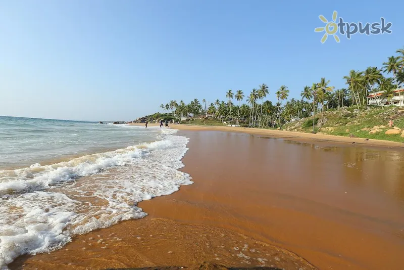 Фото отеля Samudra Theeram Beach Resort 3* Керала Індія пляж