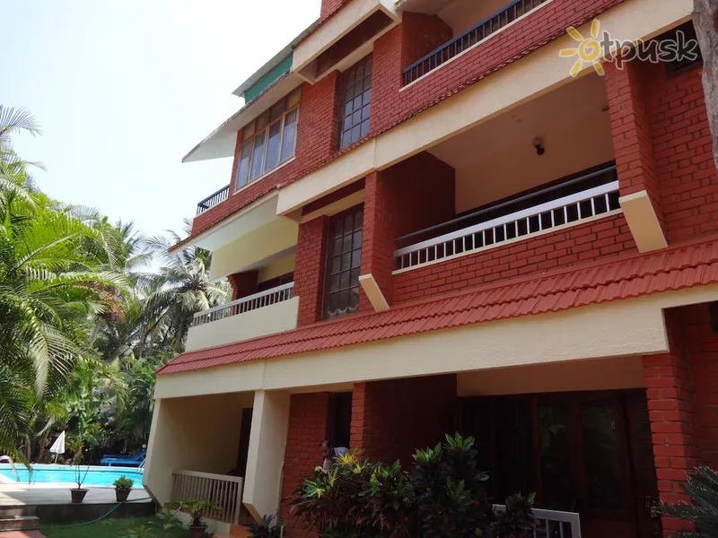 Фото отеля Thushara Hotel 3* Керала Індія екстер'єр та басейни
