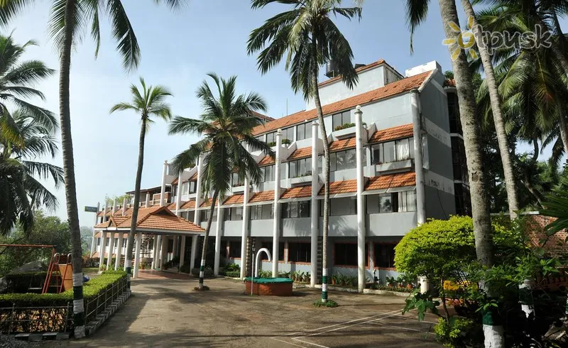 Фото отеля Swagath Holiday Resorts 3* Керала Индия экстерьер и бассейны