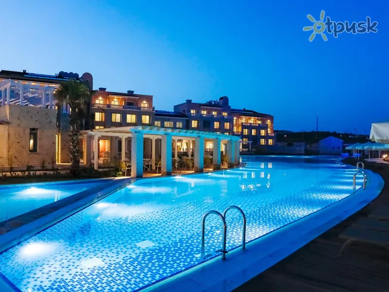 Фото отеля Alkoclar Alacati Exclusive Hotel 5* Чешме Турция экстерьер и бассейны