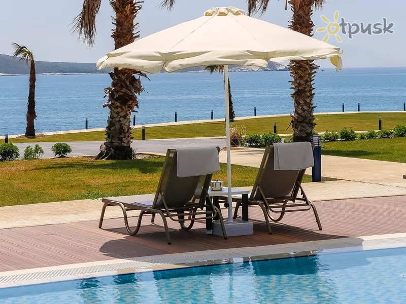Фото отеля Alkoclar Alacati Exclusive Hotel 5* Чешме Турция экстерьер и бассейны
