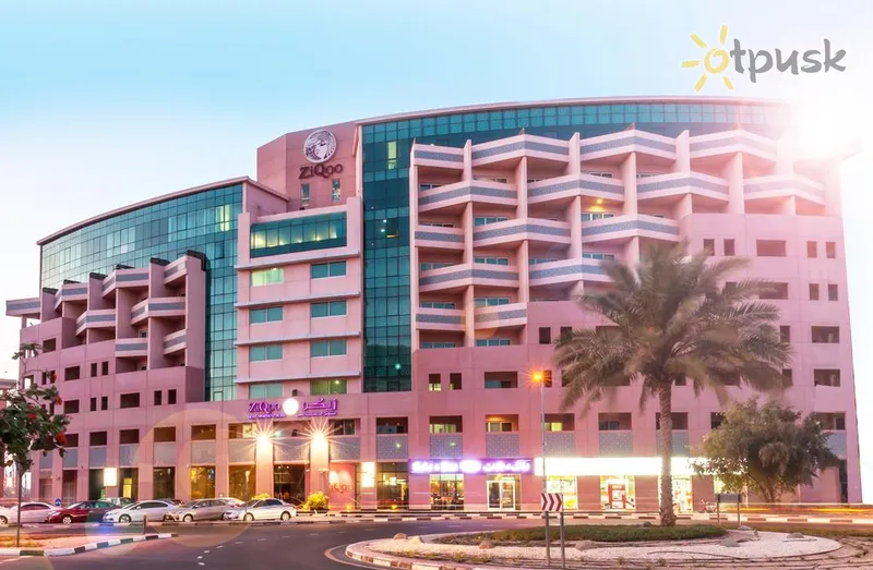 Фото отеля ZiQoo Hotel Apartment Dubai 5* Дубай ОАЭ экстерьер и бассейны