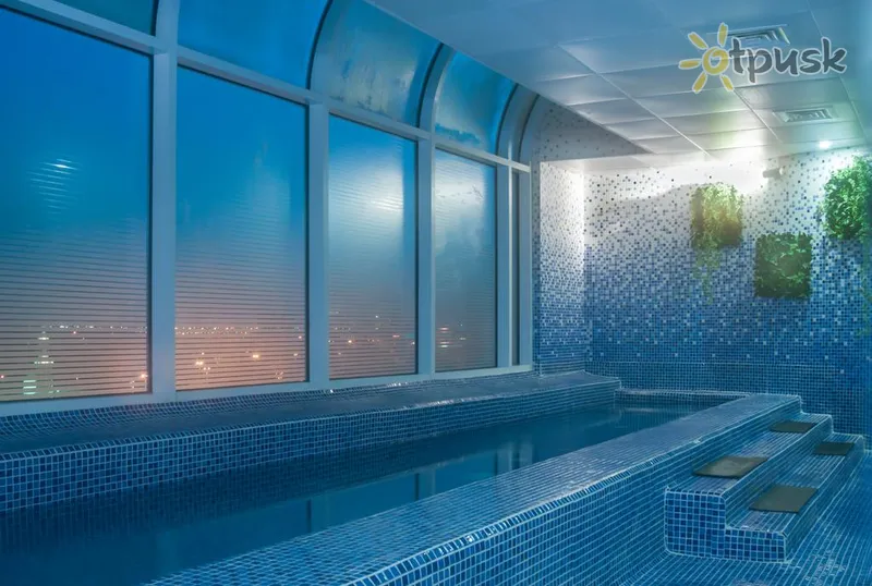 Фото отеля ZiQoo Hotel Apartment Dubai 5* Dubajus JAE išorė ir baseinai