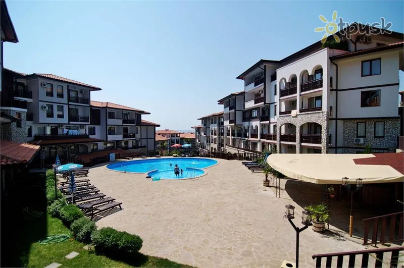 Фото отеля Dinevi Resort First Line 4* Святий Влас Болгарія екстер'єр та басейни