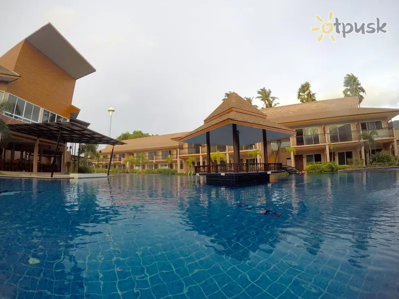 Фото отеля Chivatara Resort Bang Tao Beach Phuket 3* о. Пхукет Таиланд экстерьер и бассейны