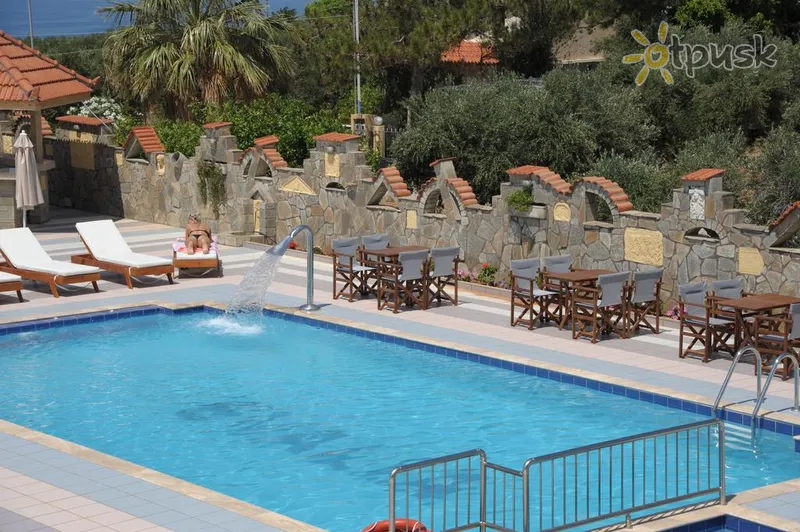 Фото отеля Evalia Apts 3* о. Крит – Іракліон Греція екстер'єр та басейни
