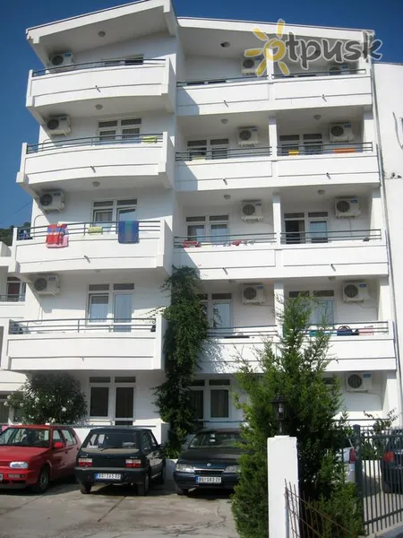 Фото отеля Lara Apartments 3* Сутоморе Чорногорія екстер'єр та басейни