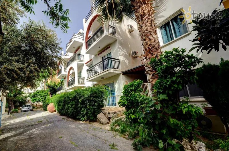 Фото отеля Renos Tourist Apartments 2* Пафос Кіпр екстер'єр та басейни