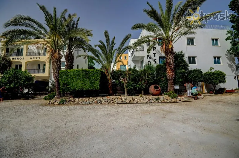 Фото отеля Renos Tourist Apartments 2* Patosas Kipras išorė ir baseinai