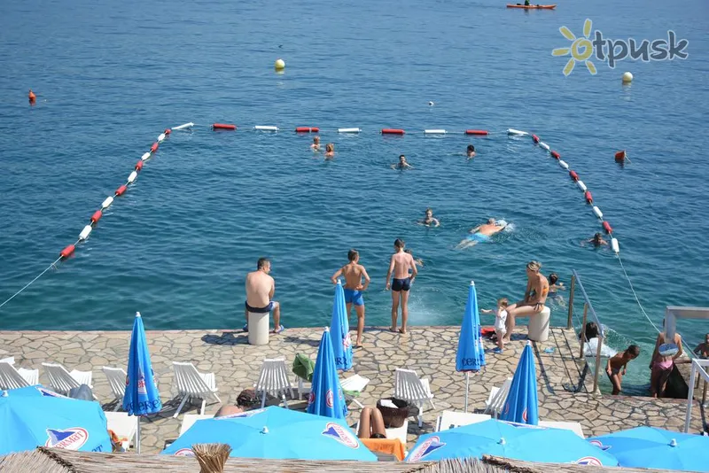 Фото отеля Anderba Hotel 3* Тіват Чорногорія пляж