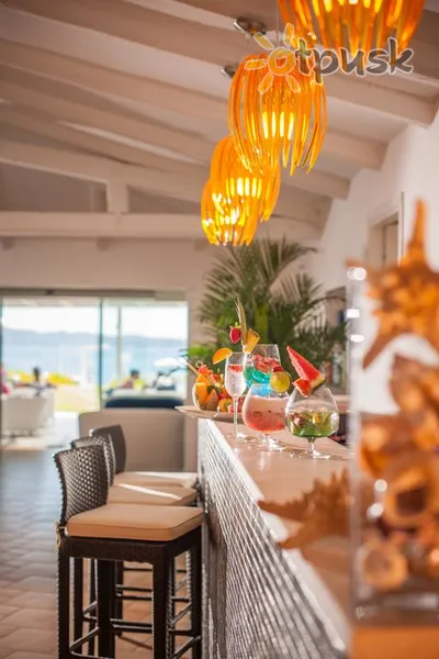 Фото отеля The Pelican Beach Resort & SPA – Adults Only 4* о. Сардинія Італія лобі та інтер'єр