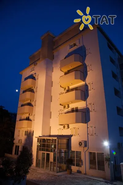 Фото отеля Giardino Apartments 3* Будва Чорногорія екстер'єр та басейни