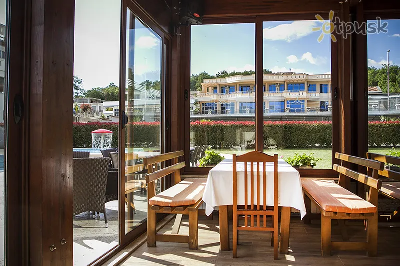 Фото отеля Llolla Aparthotel 3* Ulcinj Juodkalnija barai ir restoranai
