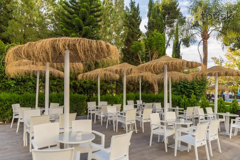 Фото отеля AluaSun Costa Park 4* Costa del Sol Spānija bāri un restorāni