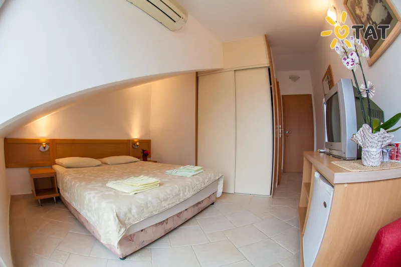 Фото отеля Lukas Villa 3* Будва Чорногорія номери