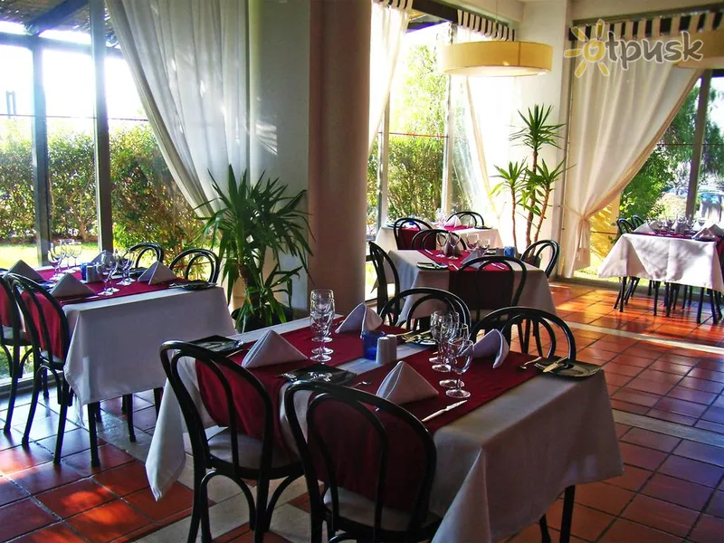 Фото отеля Dom Pedro Portobelo Apartment Hotel & Golf 4* Алгарве Португалия бары и рестораны
