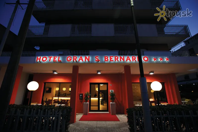Фото отеля Gran San Bernardo Hotel 3* Римини Италия экстерьер и бассейны