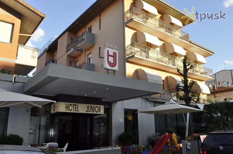 Фото отеля Junior Hotel 3* Riminis Italiją išorė ir baseinai