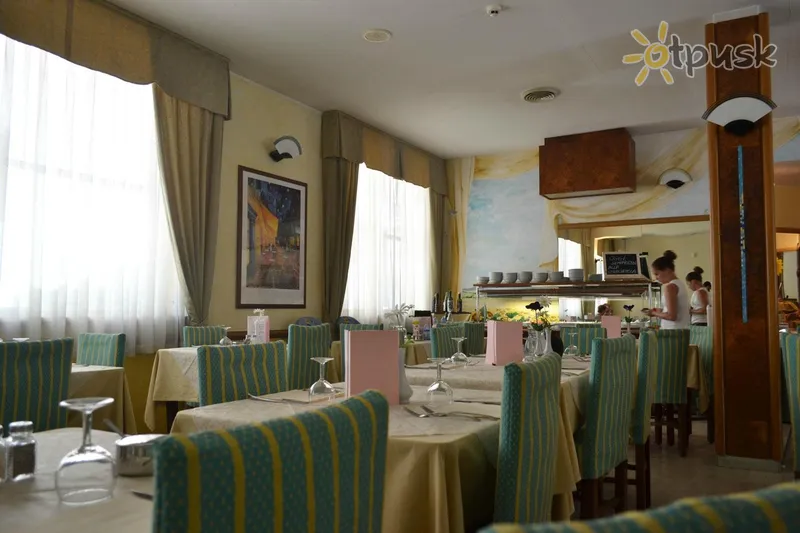Фото отеля Kennedy Hotel 3* Rimini Itālija bāri un restorāni
