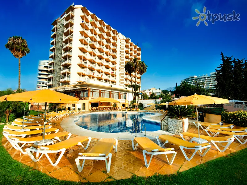 Фото отеля Monarque Torreblanca Hotel 3* Коста Дель Соль Испания экстерьер и бассейны