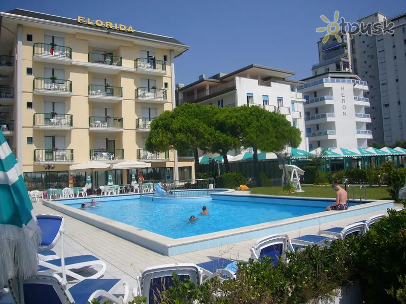 Фото отеля Florida Hotel 4* Lido di Jesolo Italija išorė ir baseinai
