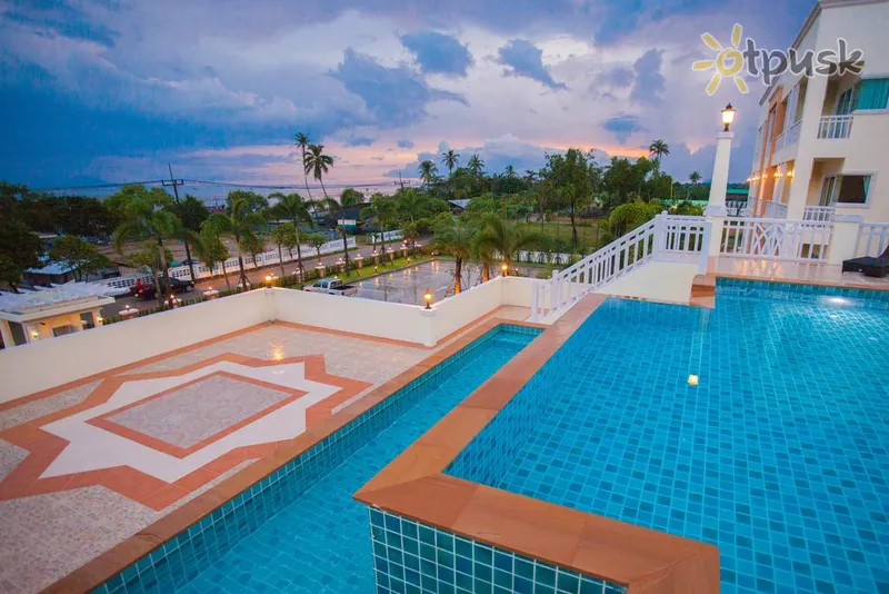Фото отеля Krabi Front Bay Resort 4* Краби Таиланд экстерьер и бассейны