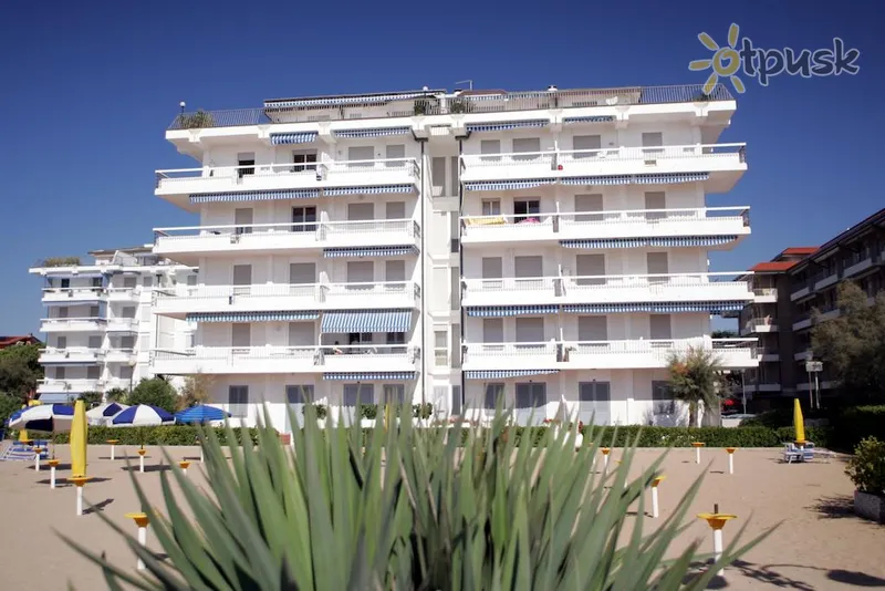 Фото отеля Mexico Residence 3* Лидо Ди Езоло Италия экстерьер и бассейны