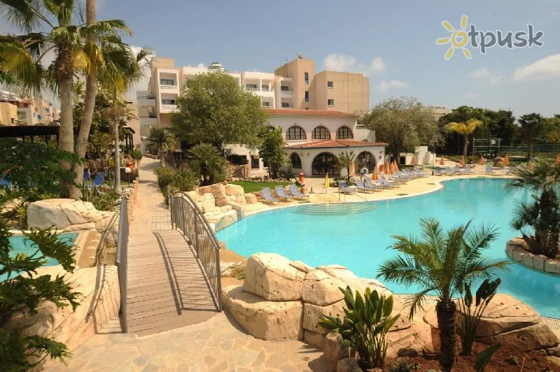 Фото отеля Mayfair Gardens 4* Пафос Кіпр екстер'єр та басейни