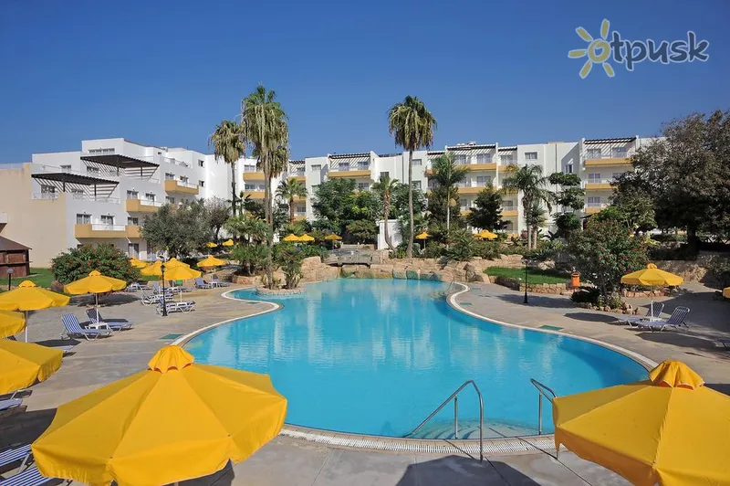 Фото отеля Mayfair Gardens 4* Пафос Кипр экстерьер и бассейны