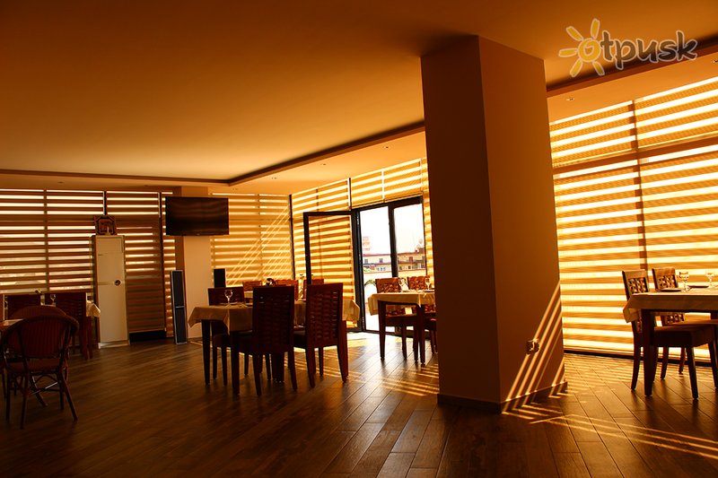 Фото отеля Light Palace Hotel 3* Батуми Грузия бары и рестораны