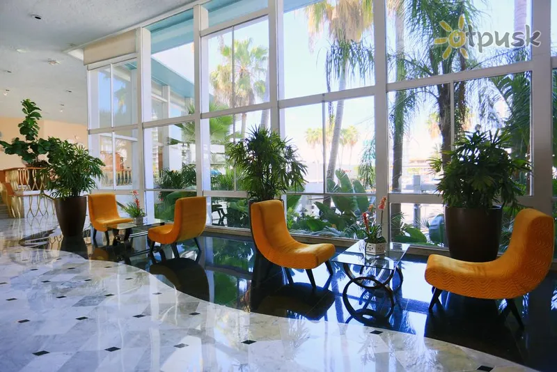 Фото отеля Deauville Beach Resort 3* Майами США лобби и интерьер