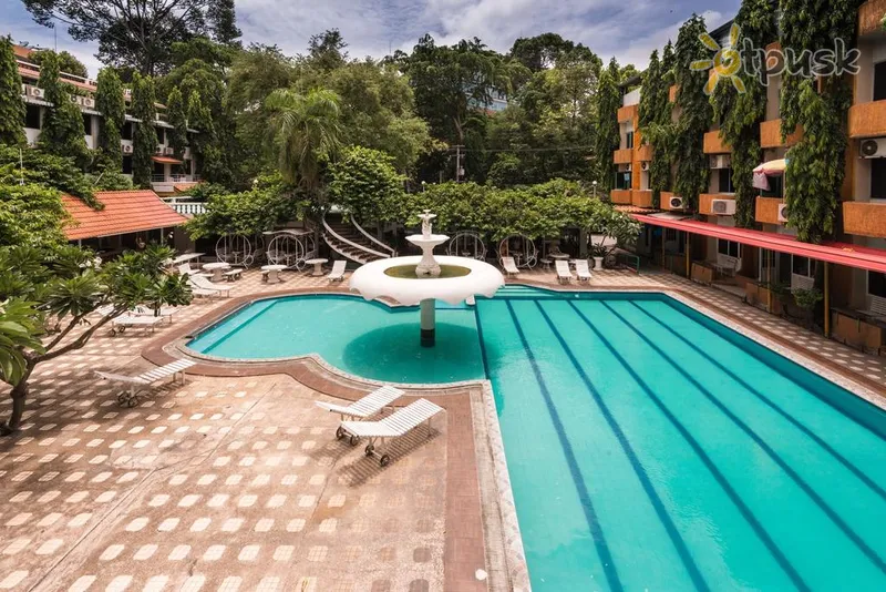 Фото отеля Seashore Pattaya Resort 3* Pataja Tailandas išorė ir baseinai