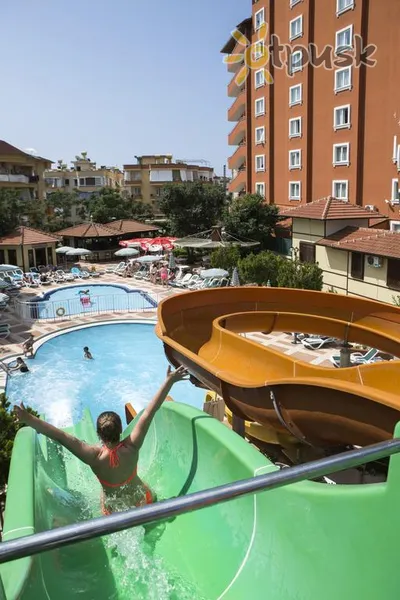 Фото отеля Villa Moonflower Aparts & Suites 4* Аланія Туреччина аквапарк, гірки