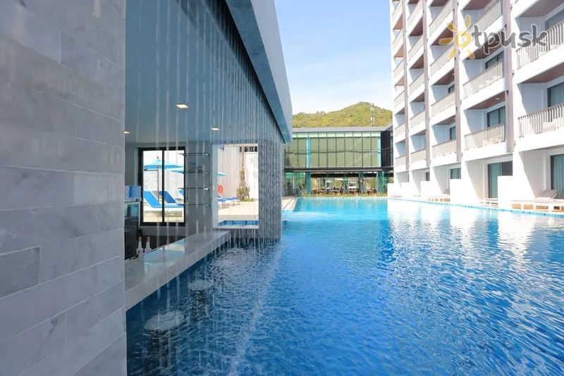Фото отеля Bluesotel Krabi 4* Крабі Таїланд екстер'єр та басейни