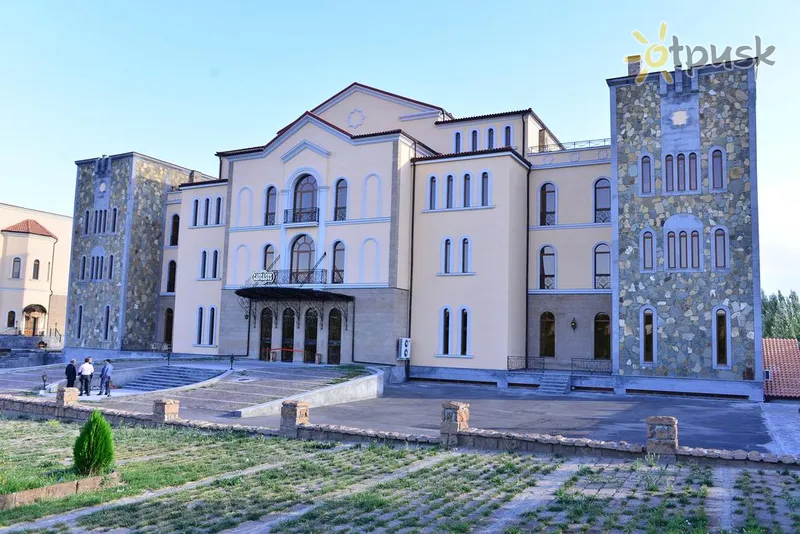 Фото отеля Кавказ 5* Ереван Армения экстерьер и бассейны