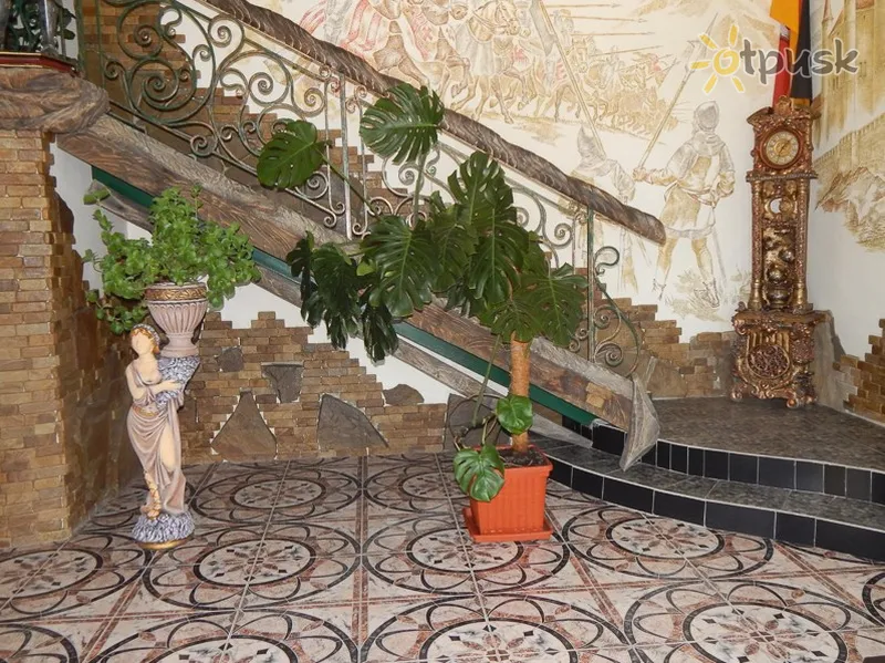Фото отеля Замок Венеции 3* Бердянск Украина лобби и интерьер