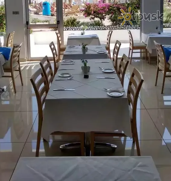 Фото отеля Vrissaki Beach Hotel 3* Protaras Kipra bāri un restorāni