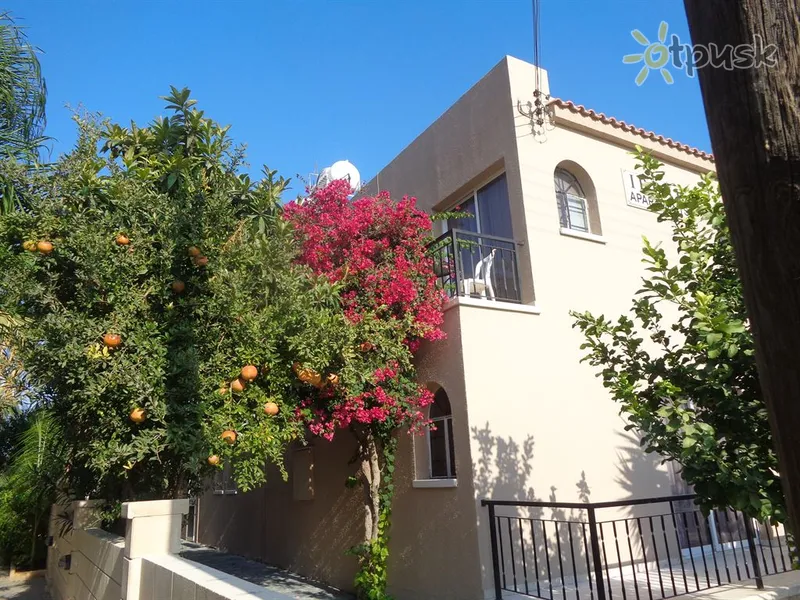 Фото отеля Irenes Tourist Apartments 2* Limasola Kipra ārpuse un baseini