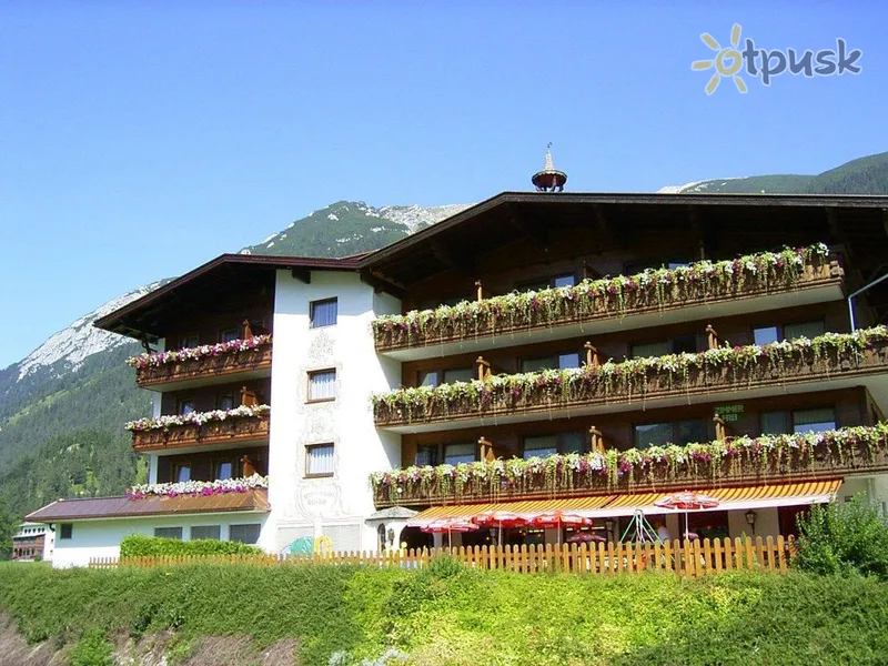 Фото отеля Sportpension Geisler 3* Пертисау Австрия экстерьер и бассейны