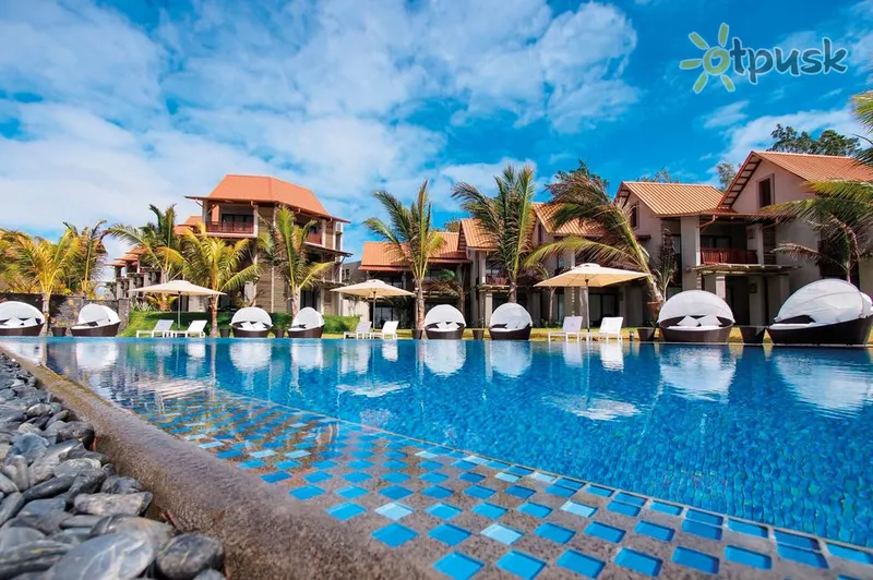 Фото отеля Maritim Crystals Beach Hotel Mauritius 4* par. Maurīcija Maurīcija ārpuse un baseini