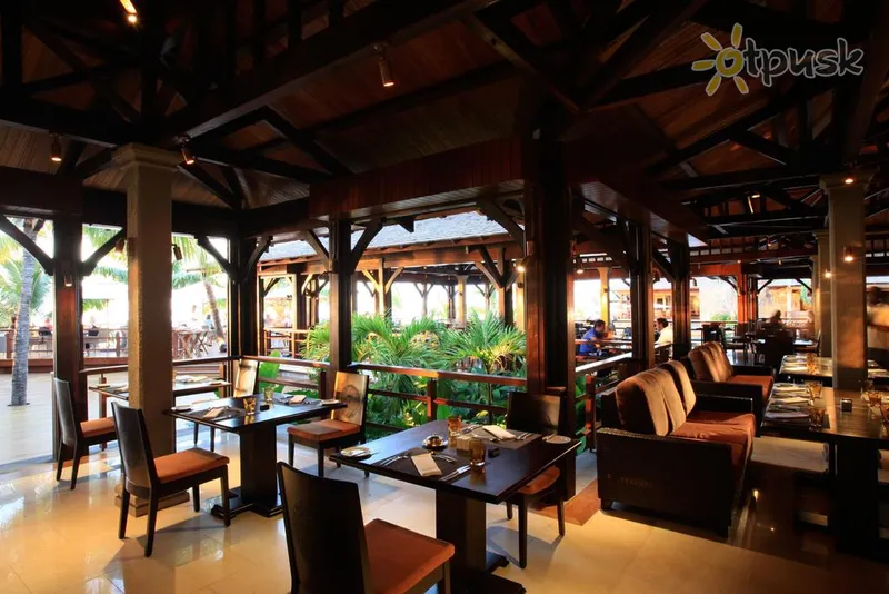 Фото отеля Riu Le Morne Hotel 4* о. Маврикій Маврикій бари та ресторани
