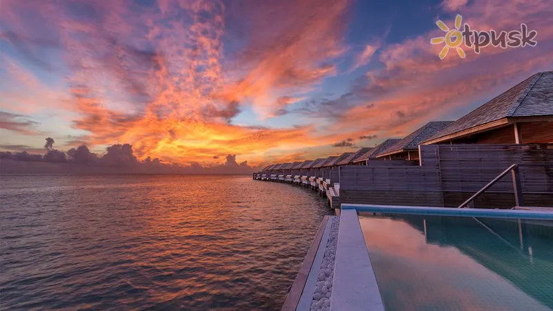 Фото отеля Hurawalhi Island Resort 5* Лхавіяні Атол Мальдіви інше